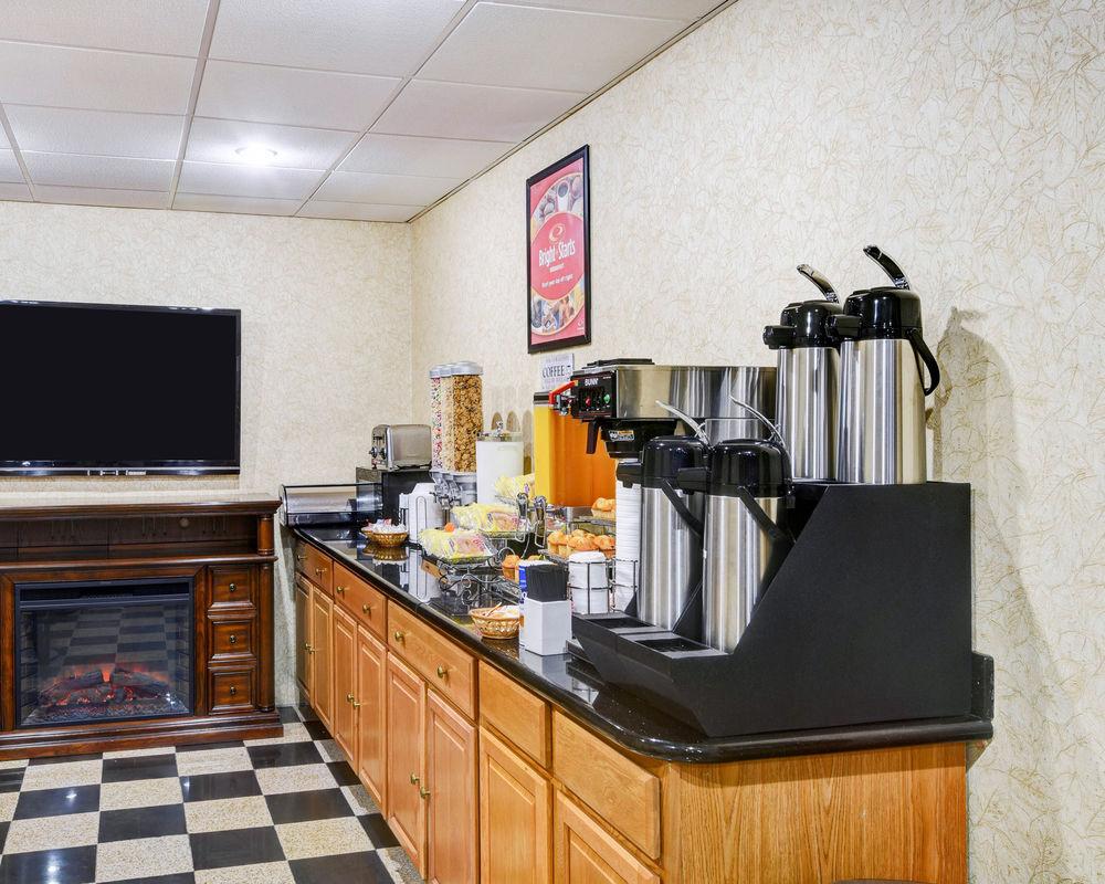Econo Lodge Morgantown Exteriör bild