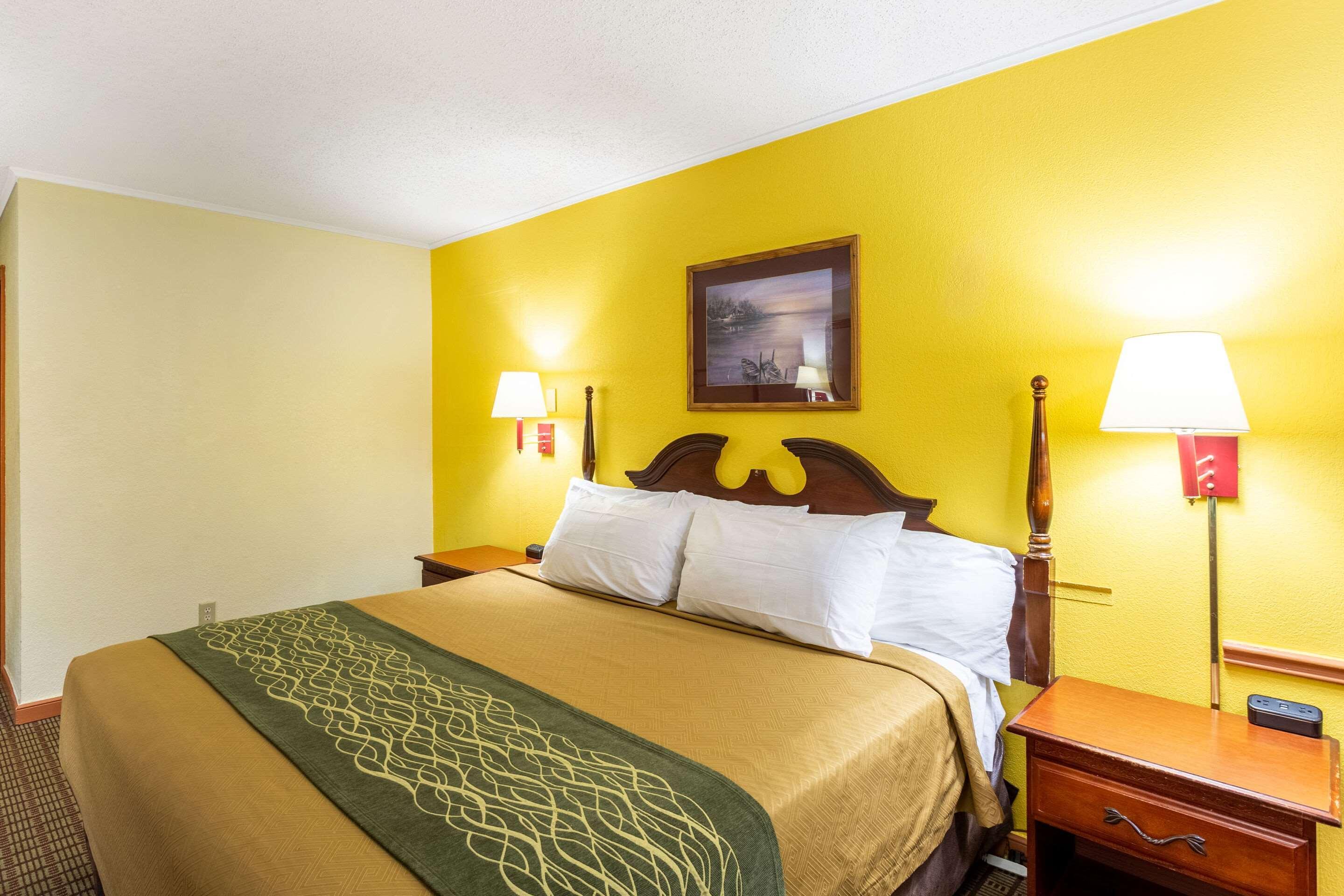 Econo Lodge Morgantown Exteriör bild