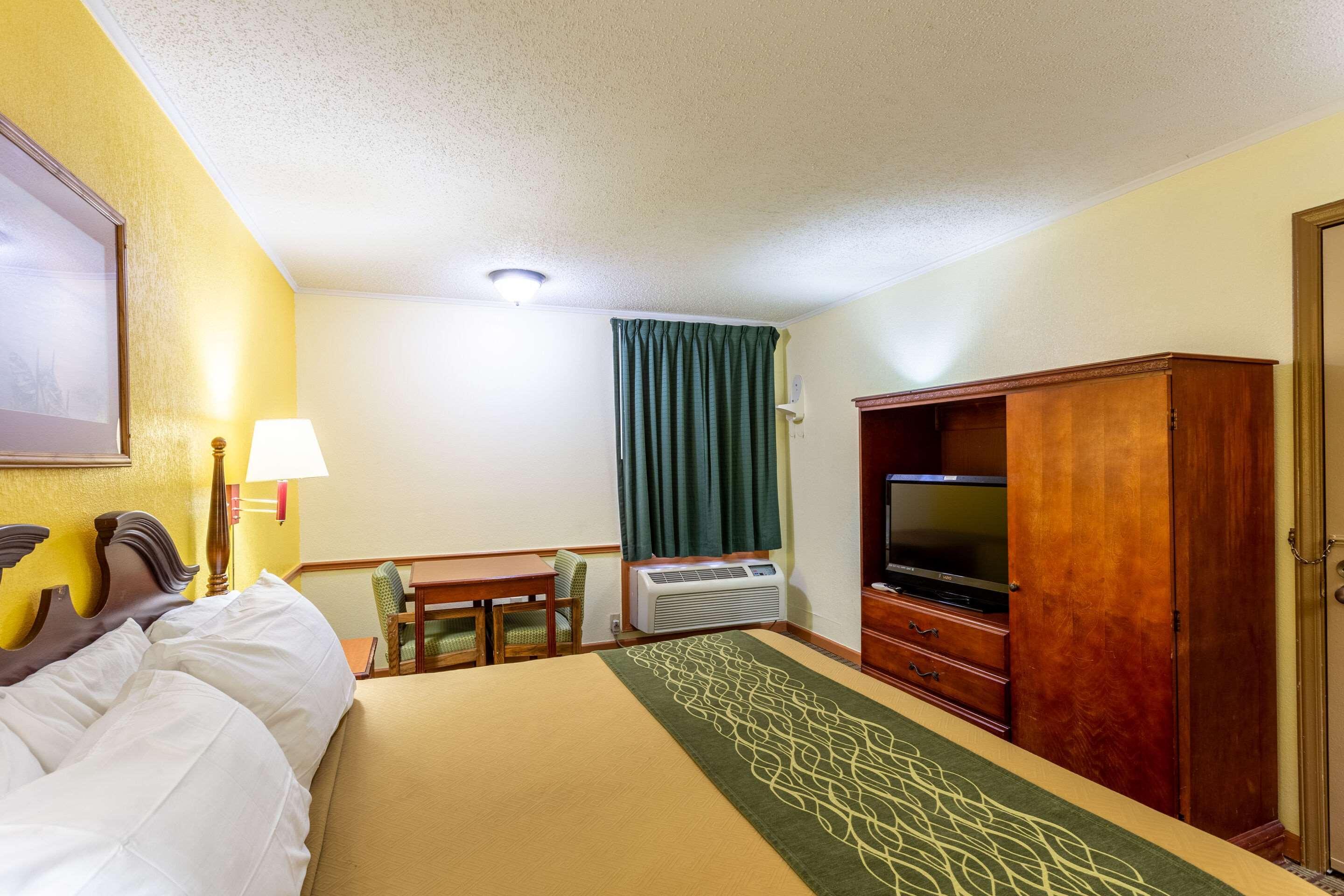 Econo Lodge Morgantown Exteriör bild